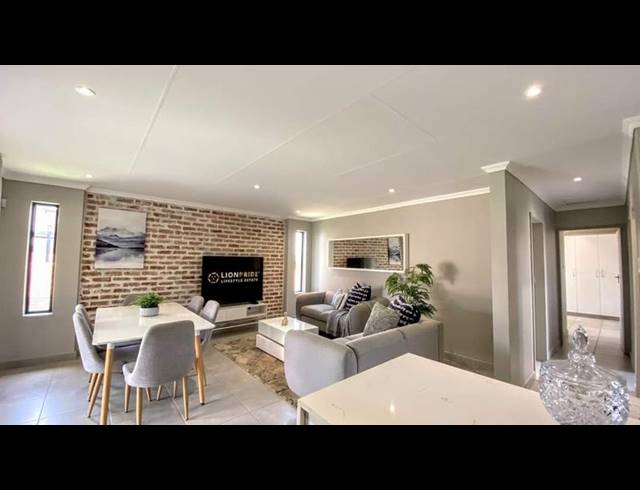 3 BEDROOM HOUSE FOR SALE IN FOURWAYS